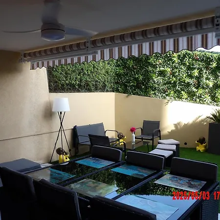 Le Jardin Ensoleille Du Domaine Des Mandariniers *
