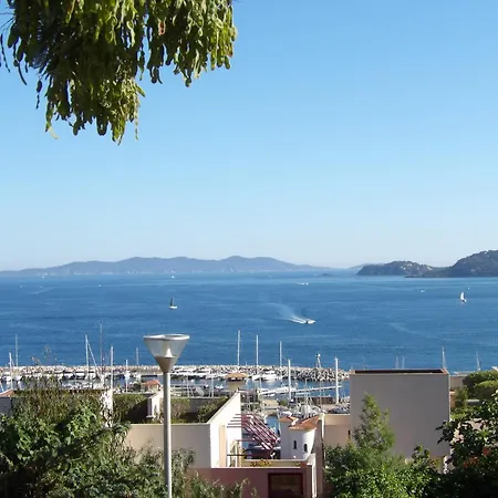 Le Jardin Ensoleille Du Domaine Des Mandariniers * Hyeres