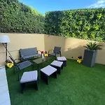 Apartment Le Jardin Ensoleille Du Domaine Des Mandariniers Hyeres