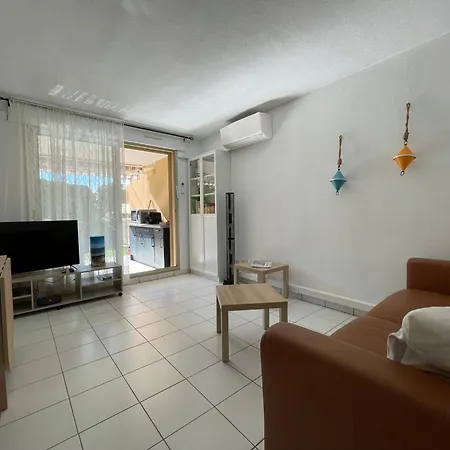 Le Jardin Ensoleille Du Domaine Des Mandariniers Apartament *